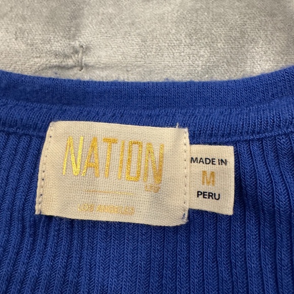 Short sleeve neck top - Picture 3 of 3